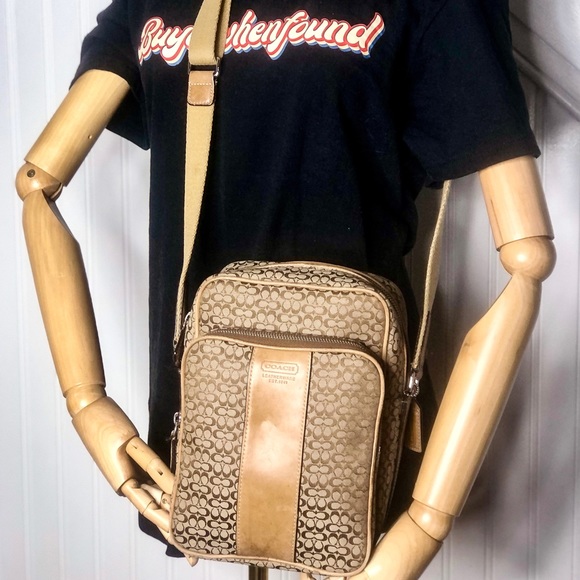 COACH Monogram Canvas & Suede Crossbody Messenger Shoulder Bag UNISEX STYLING - Picture 4 of 15